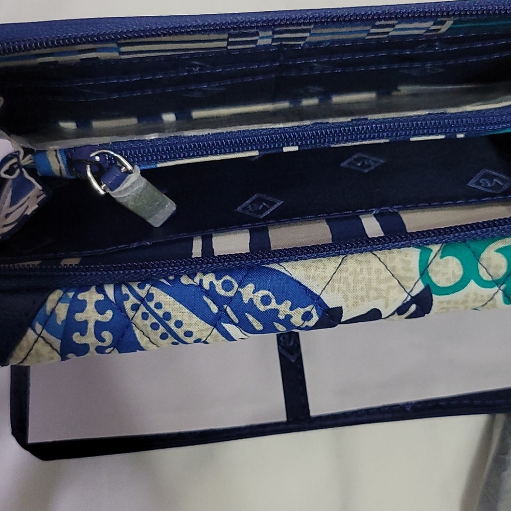 Vera Bradley Ultimate wristlet Santiago - Picture 5 of 9